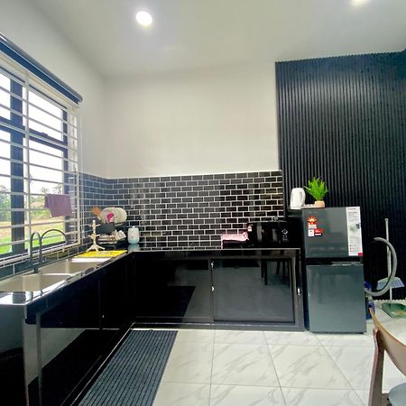 Homestay Bendang Morak Wakaf Bharu Buitenkant foto
